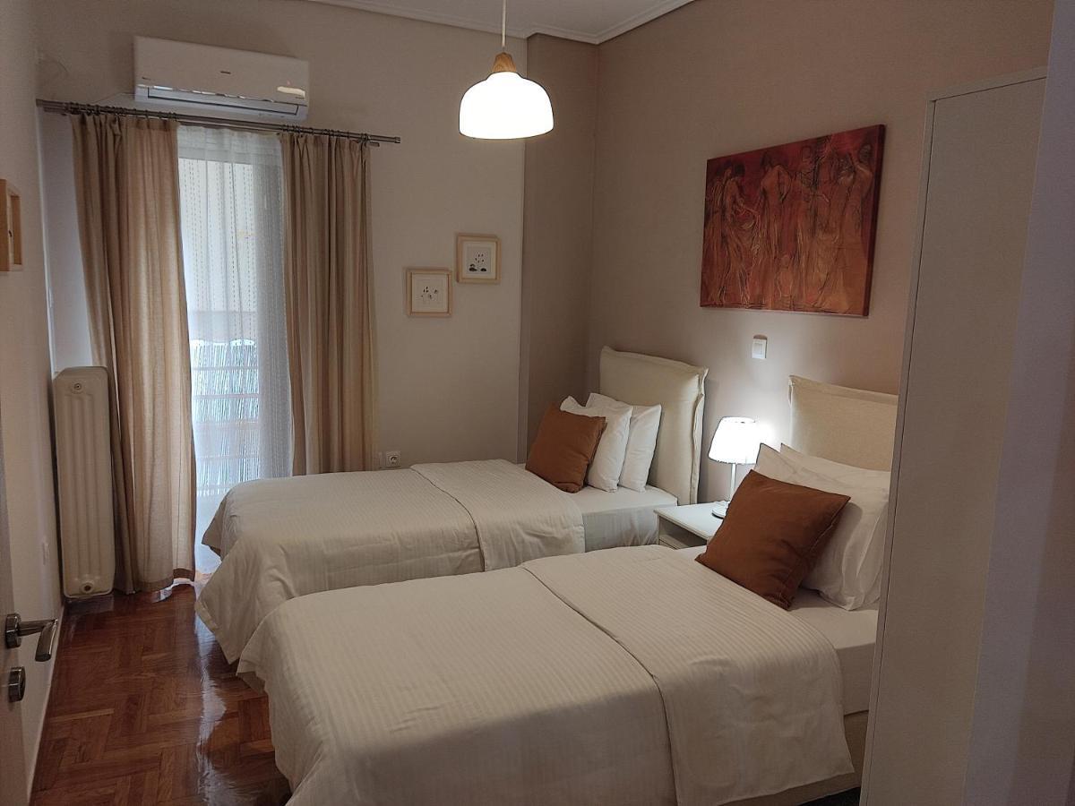 Central & Comfortable, 70M² Apt In Neos Kosmos Athen Eksteriør billede