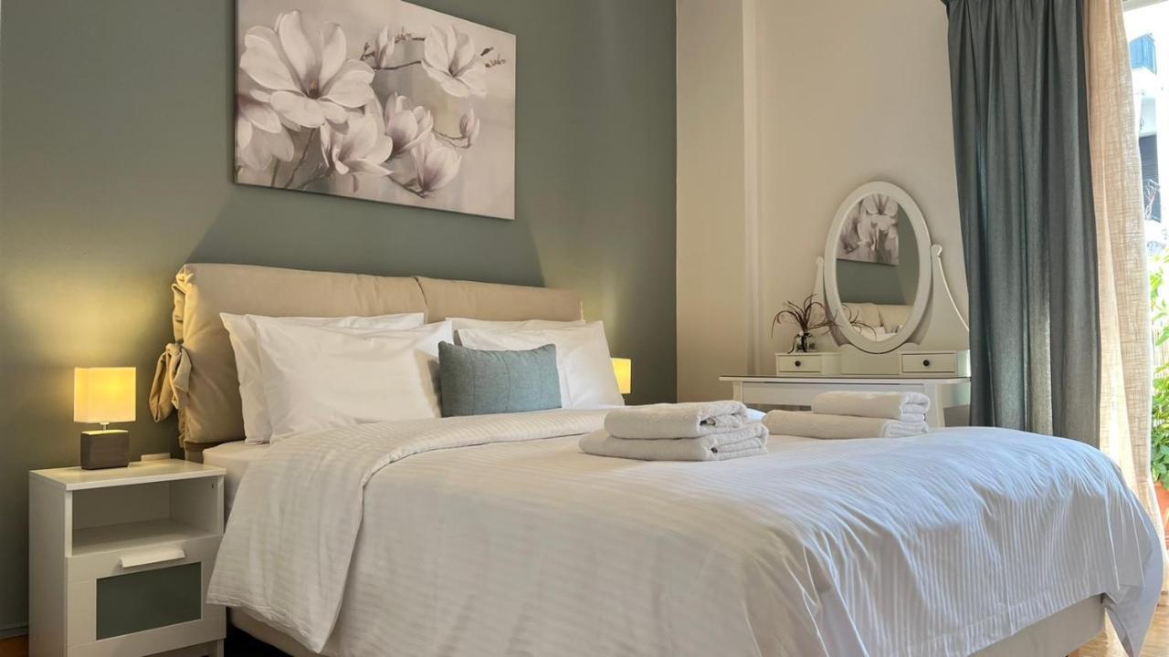 Central & Comfortable, 70M² Apt In Neos Kosmos Athen Eksteriør billede